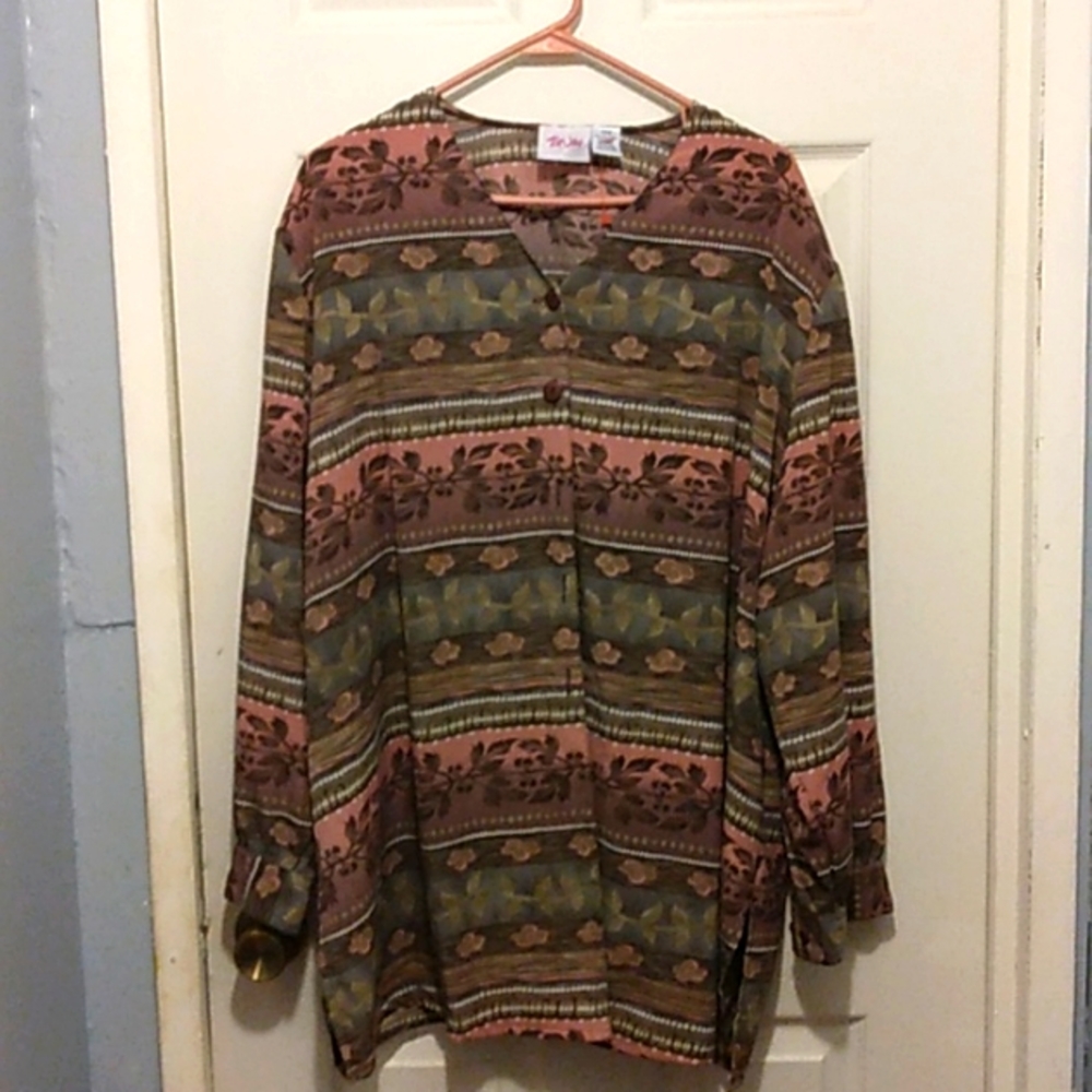NWOT TanJay Top, Sz 26